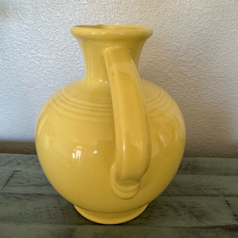 VTG 90’s Fiestaware Yellow Pitcher‎ - Picture 2 of 6